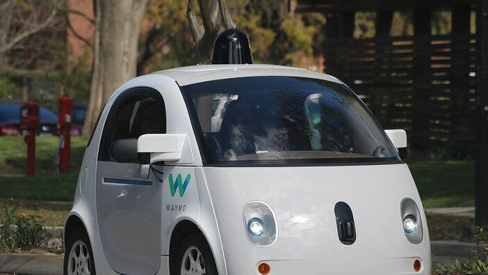 Roboter-Taxis als Klimaretter?
